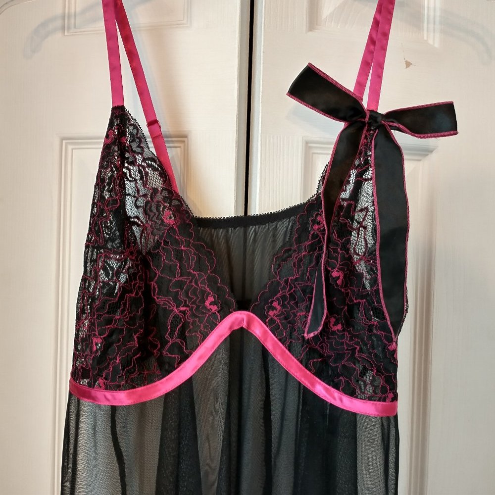 Cacique sheer pink and black nightie